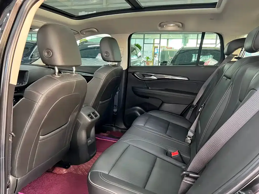Buick Envision Plus — фото 3