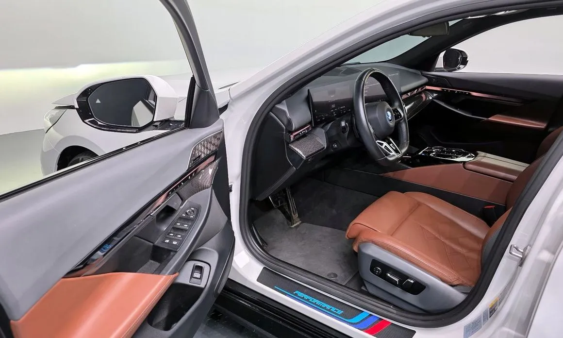 BMW i5 — фото 4