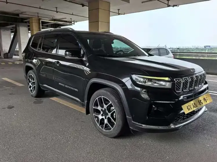 Jeep Grand Commander — фото 10