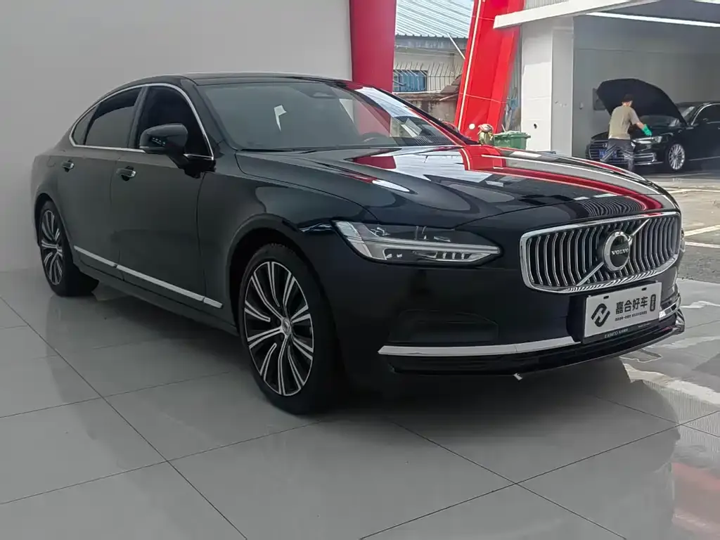 Volvo S90 — фото 8