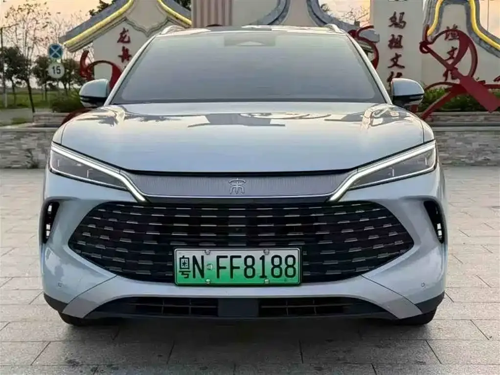 BYD L DM-i — фото 2