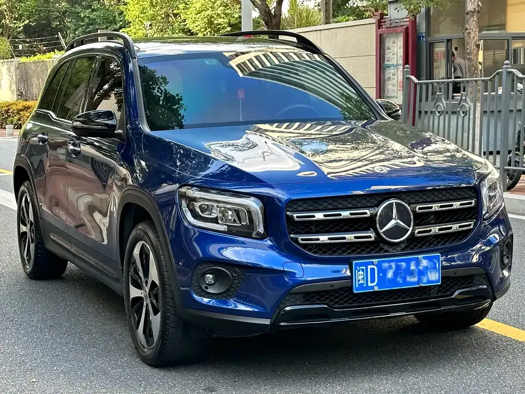 Mercedes-Benz GLB — фото 5