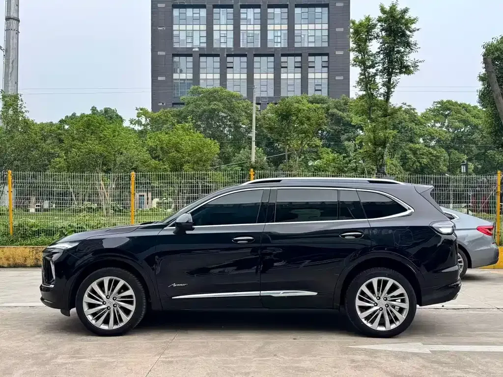 Buick Envision Plus — фото 8