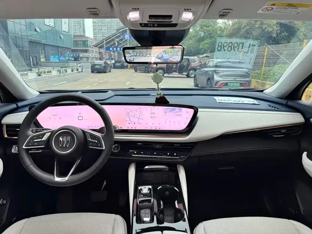 Buick Envision Plus — фото 4
