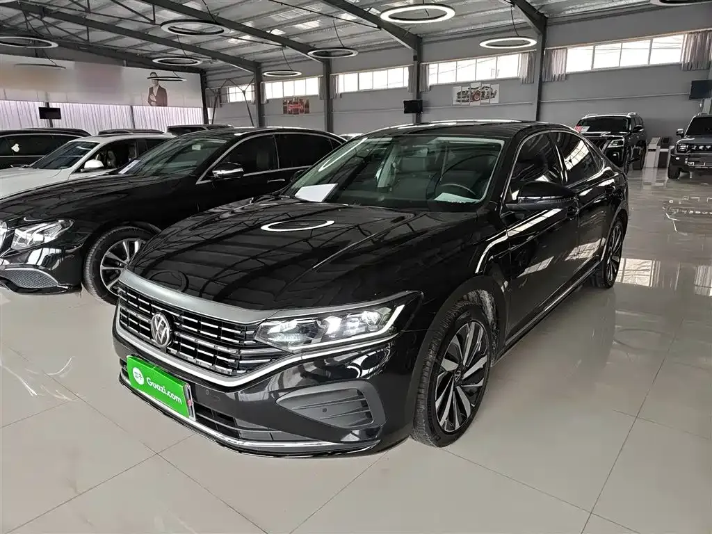 Volkswagen Passat — фото 7
