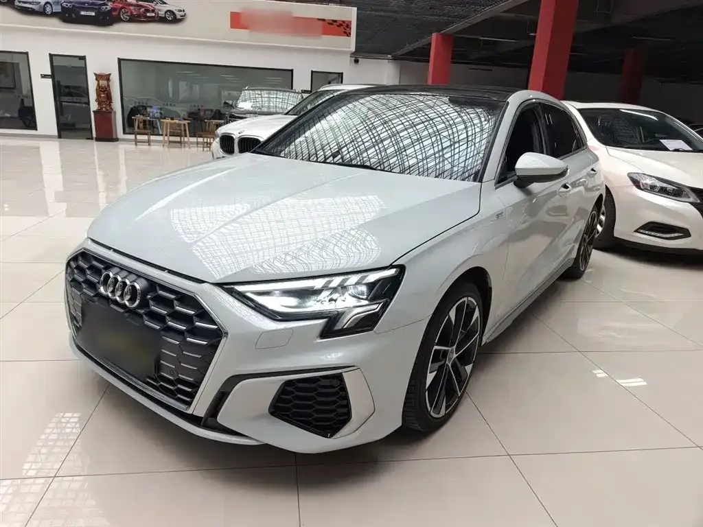 Audi A3 — фото 1
