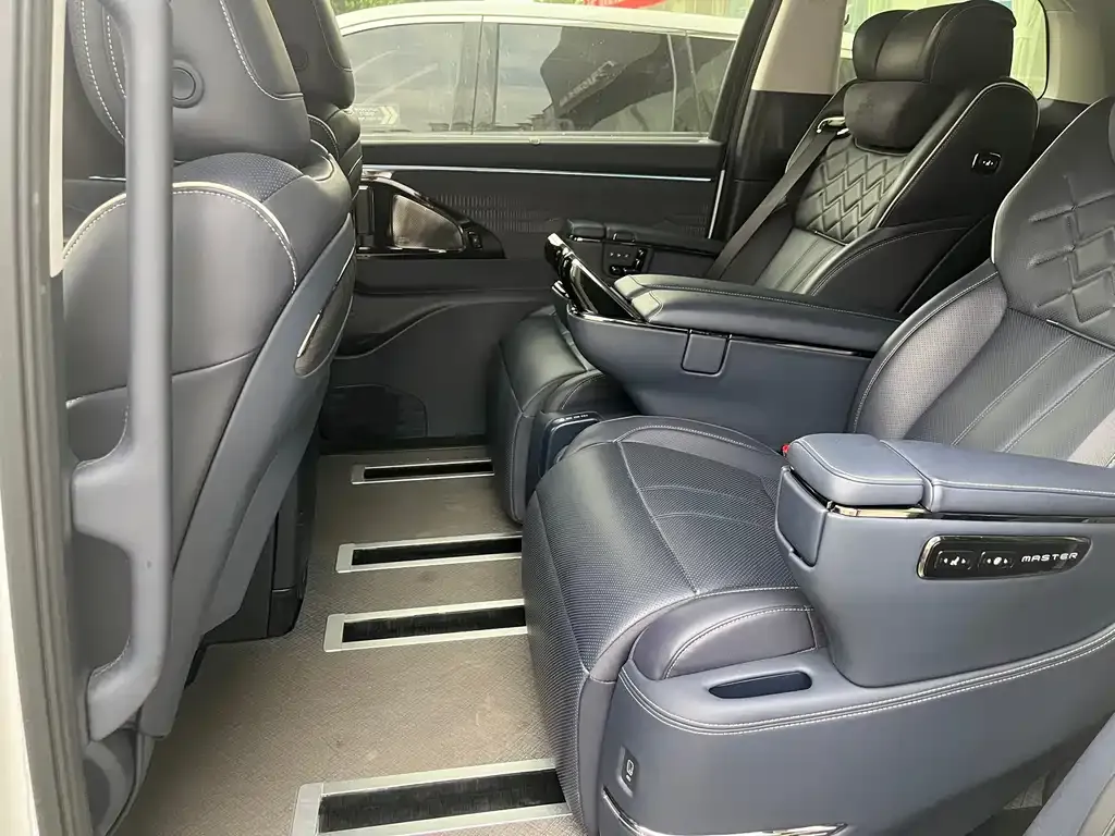 GAC Motor Trumpchi M8 — фото 9