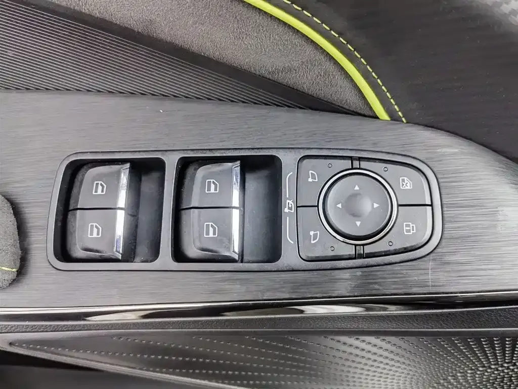 Haval H6S — фото 9