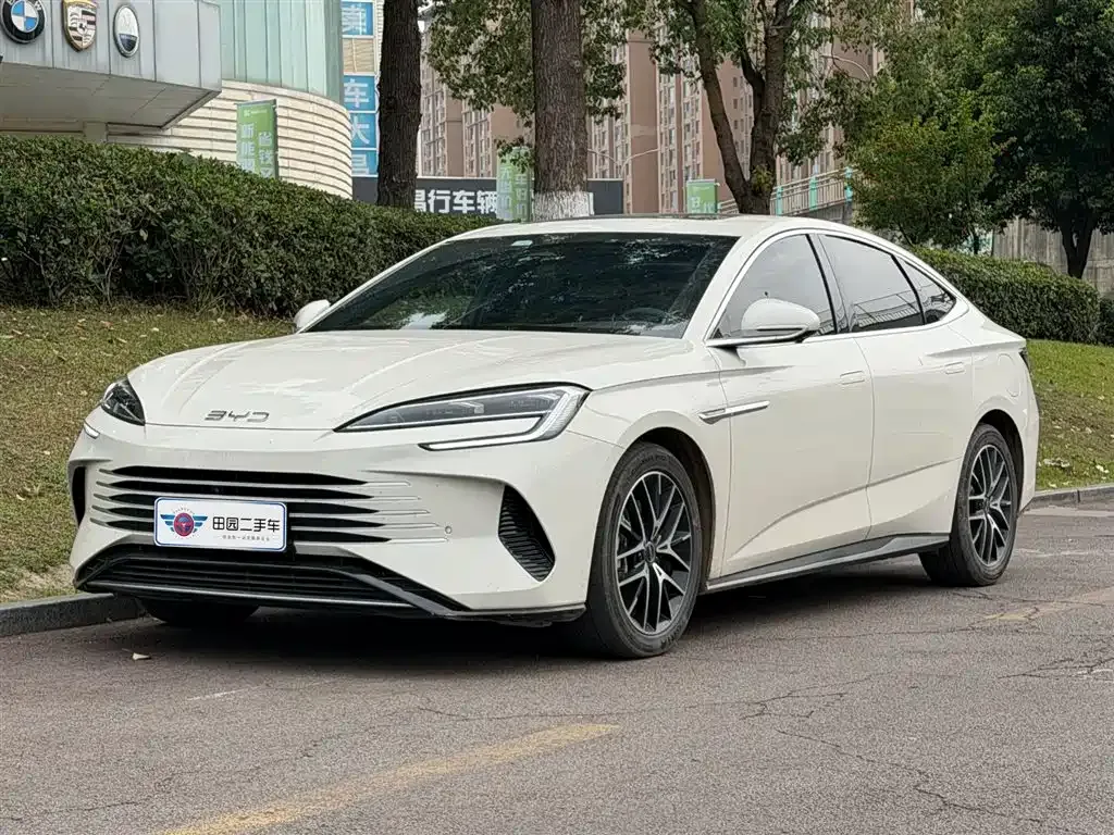 BYD Seal 07 DM-i — фото 1