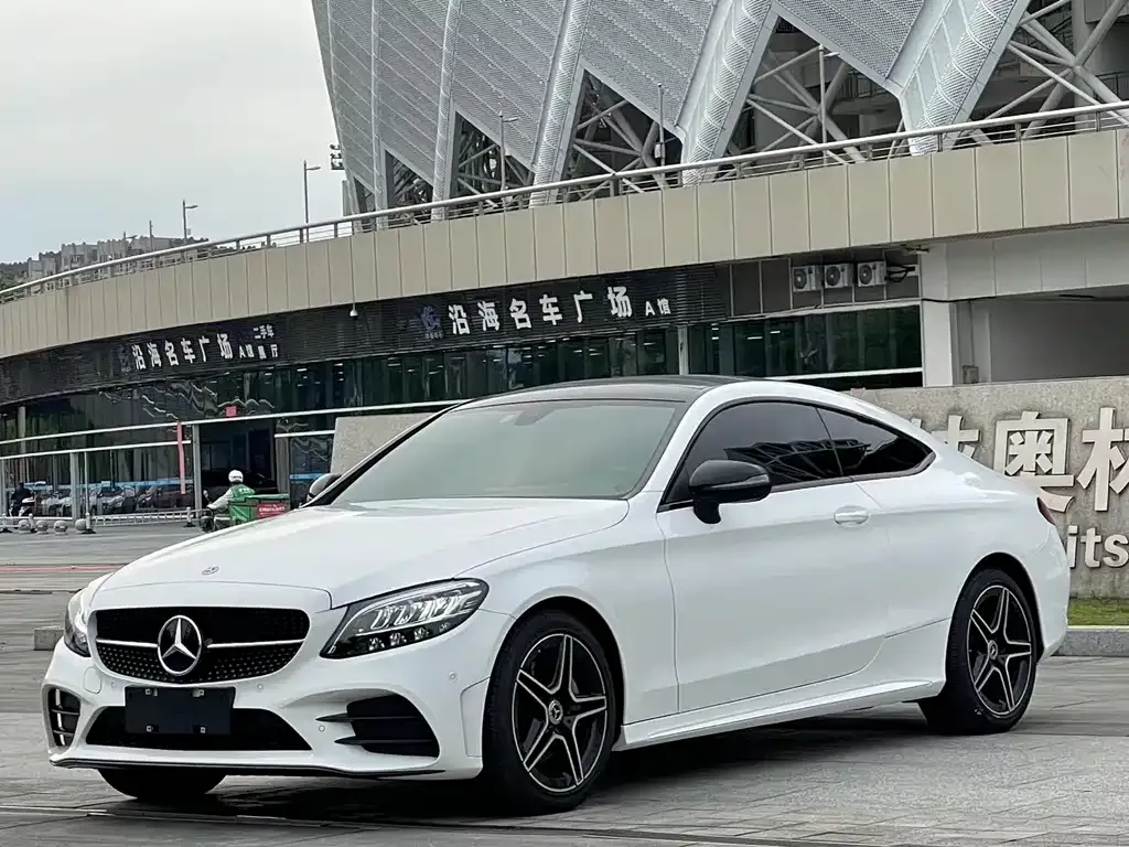 Mercedes-Benz C-Class (Import) — фото 1