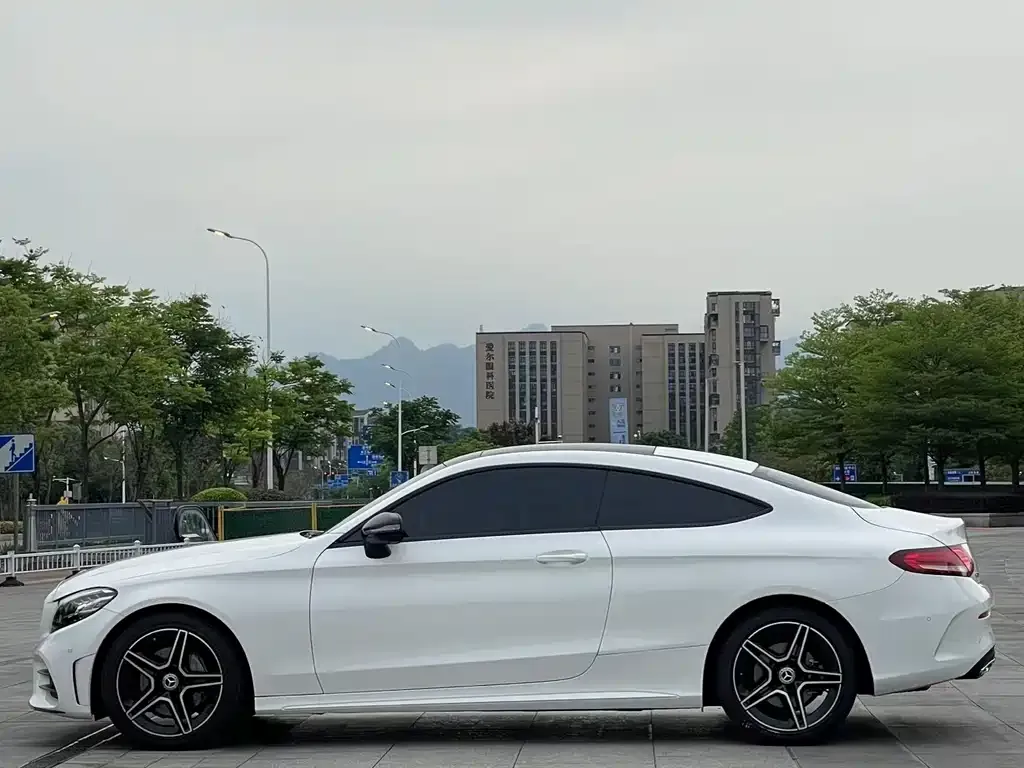 Mercedes-Benz C-Class (Import) — фото 4