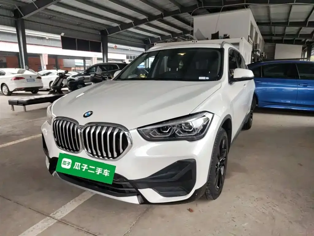 BMW X1 — фото 10