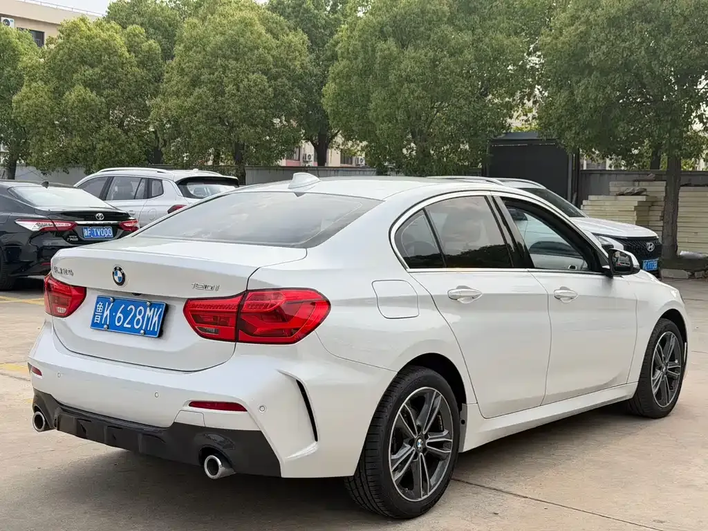 BMW 1 Series — фото 10