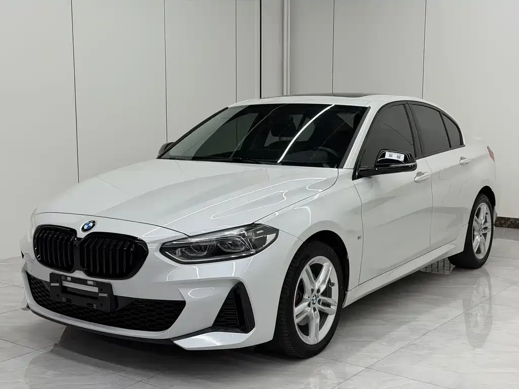 BMW 1 Series — фото 1