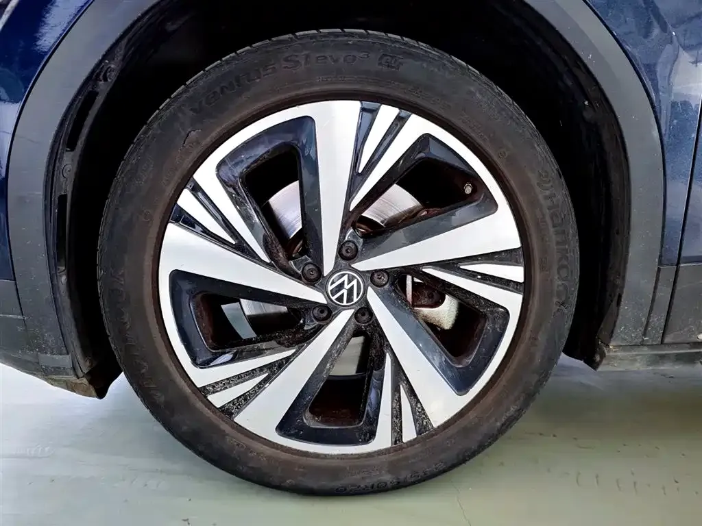 Volkswagen ID.6 Crozz — фото 9