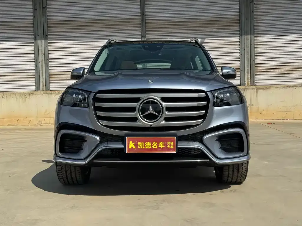 Mercedes-Benz GLS — фото 10