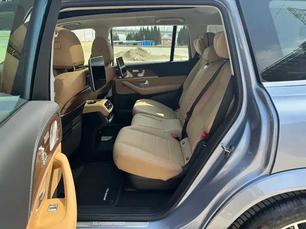 Mercedes-Benz GLS — фото 9