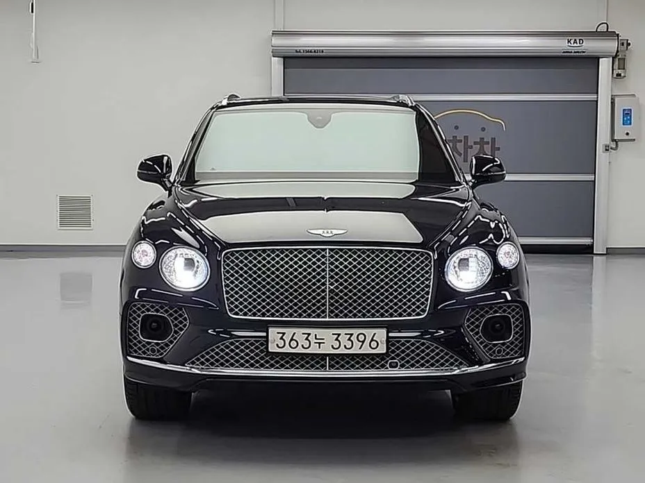 Bentley Bentayga — фото 5