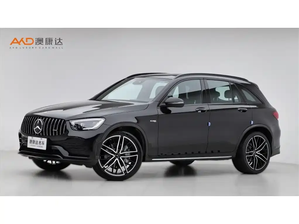 Mercedes-Benz GLC AMG — фото 1