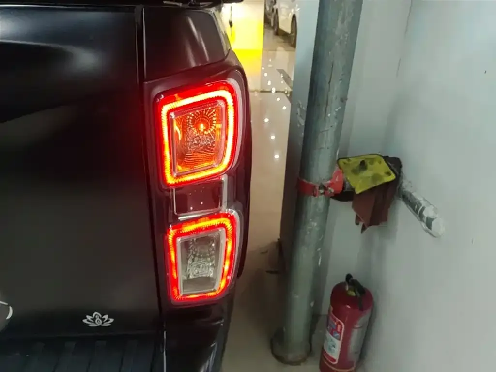 Isuzu D-MAX — фото 3