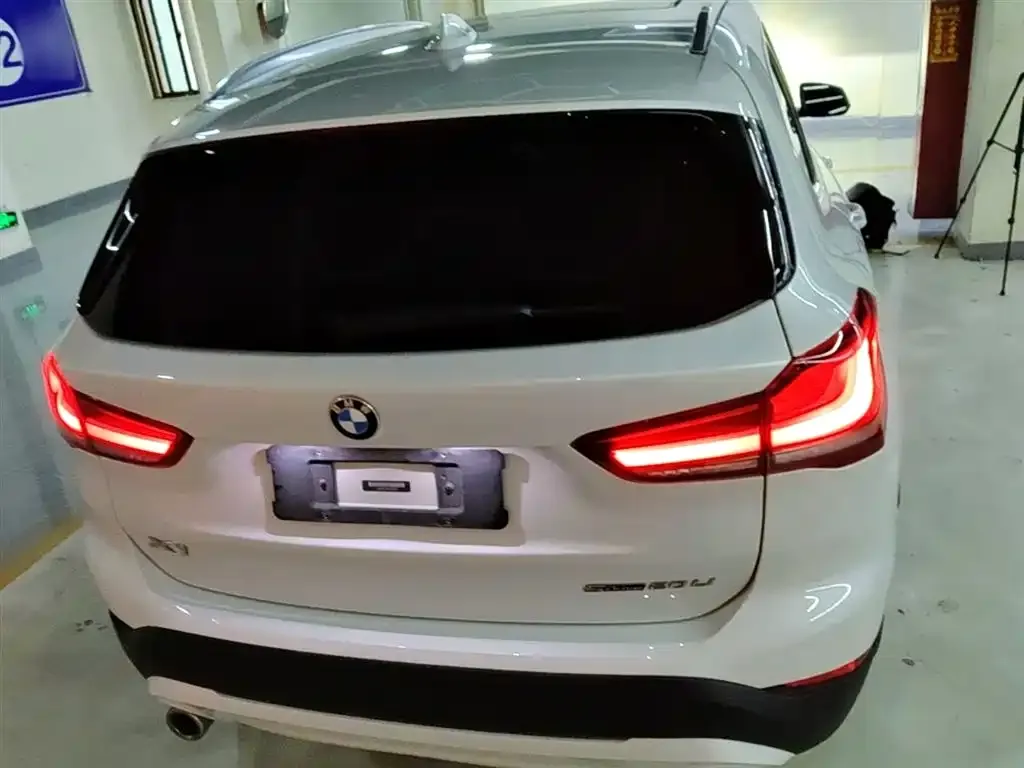 BMW X1 — фото 4