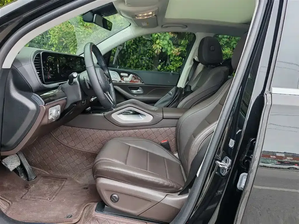 Mercedes-Benz GLE — фото 6