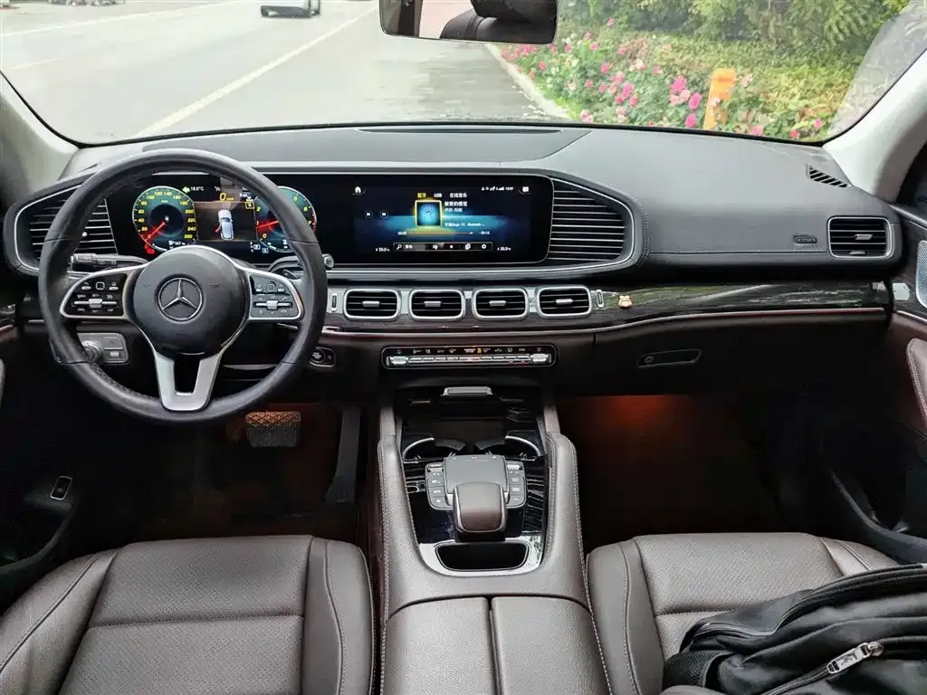 Mercedes-Benz GLE — фото 8