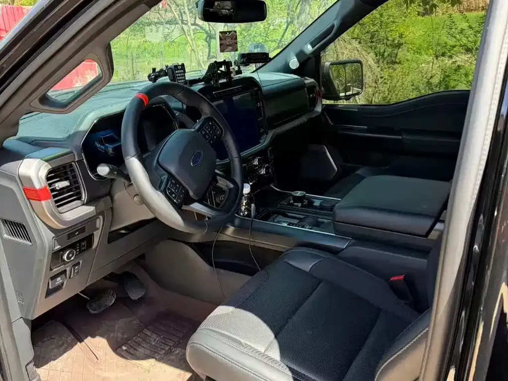 Ford F-150 Raptor — фото 4