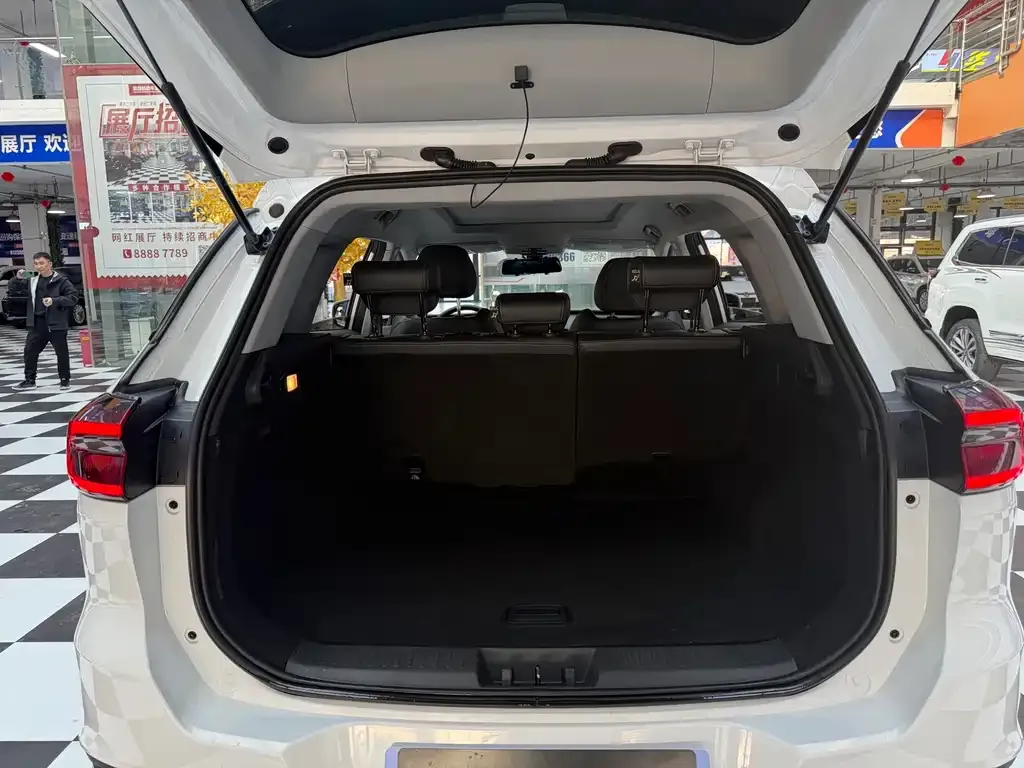 Chery Tiggo 7 PLUS — фото 9