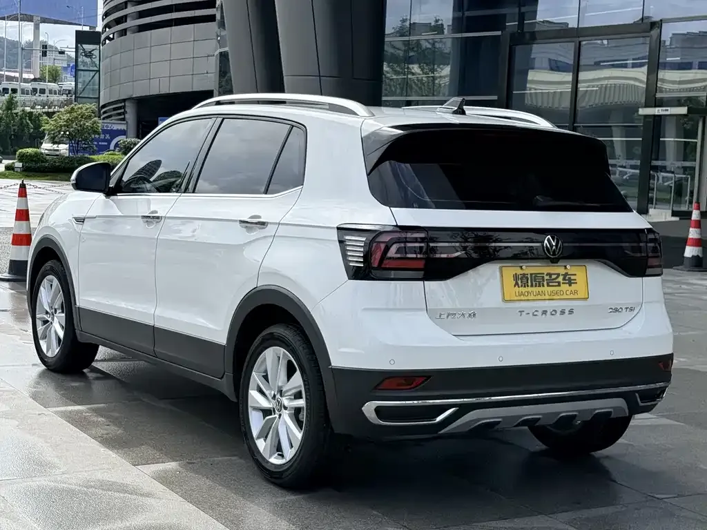 Volkswagen T-Cross — фото 6