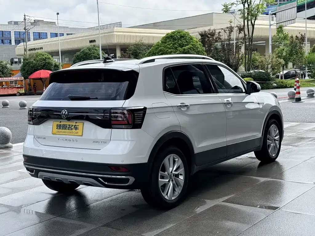Volkswagen T-Cross — фото 9