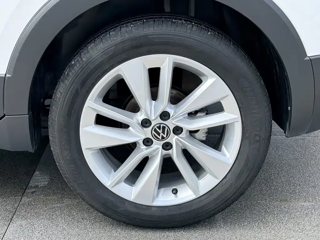 Volkswagen T-Cross — фото 5