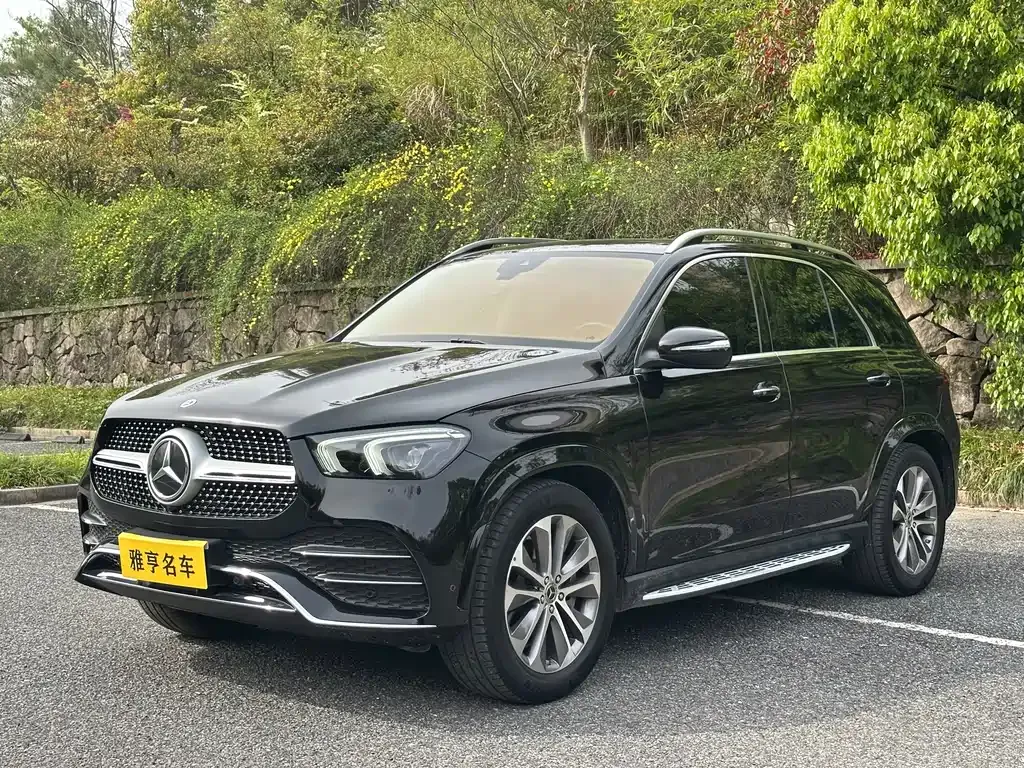 Mercedes-Benz GLE — фото 1