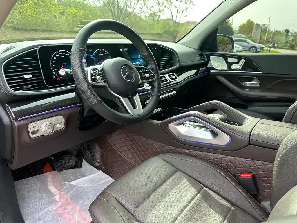 Mercedes-Benz GLE — фото 7