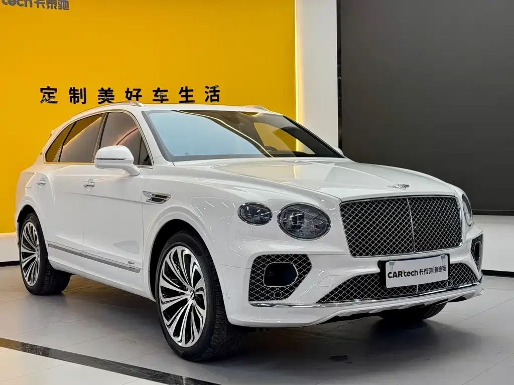 Bentley Bentayga PHEV — фото 7