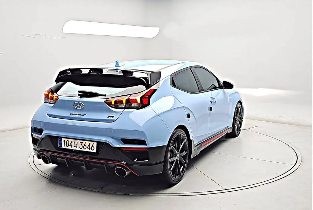 Hyundai Veloster — фото 3