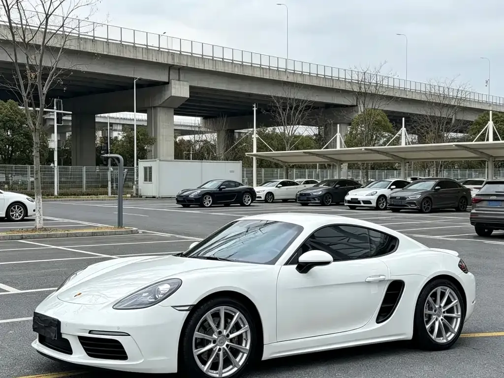 Porsche 718 — фото 1