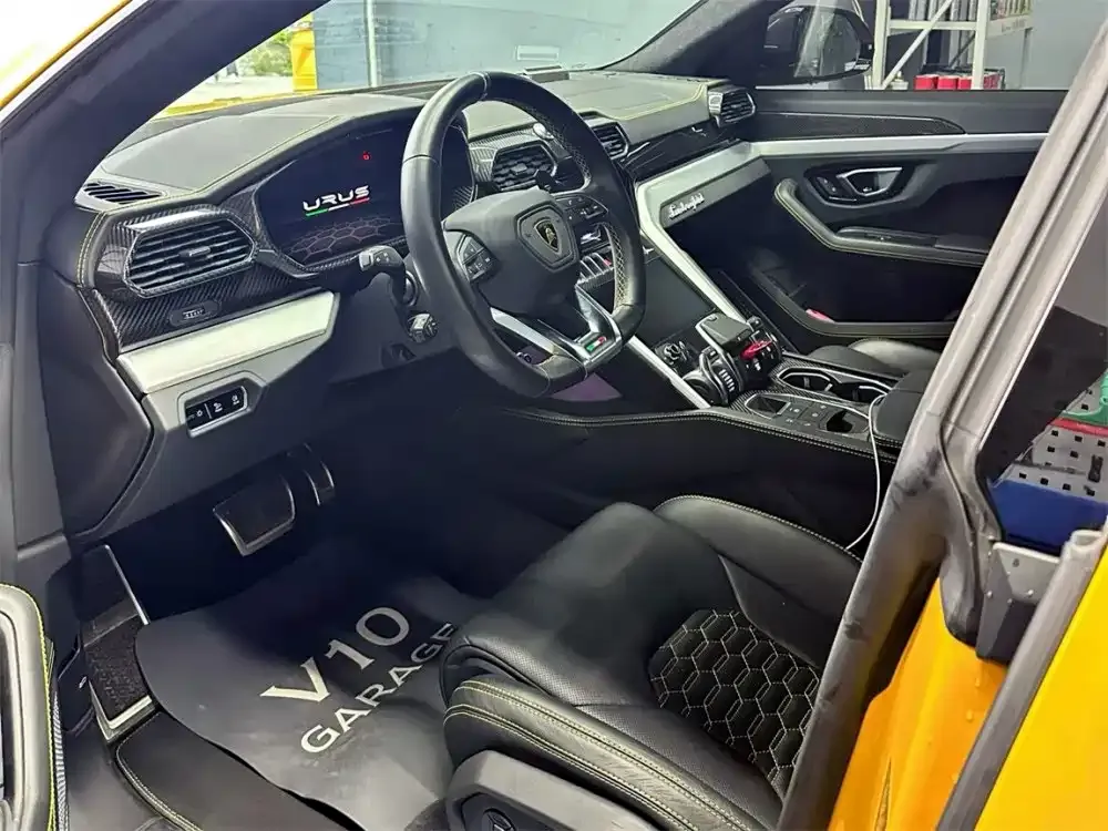 Lamborghini Urus — фото 3
