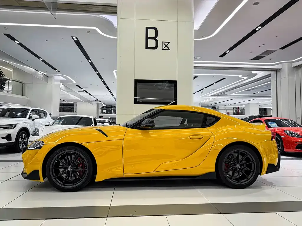 Toyota Supra — фото 2