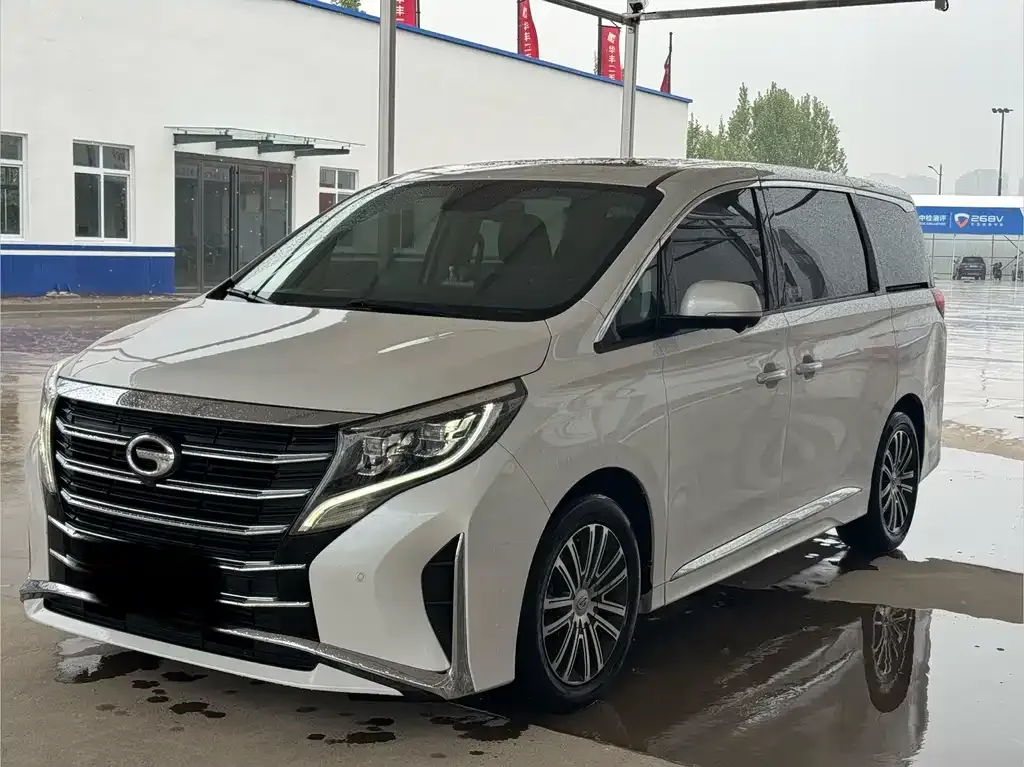 GAC Motor Trumpchi M8 — фото 1