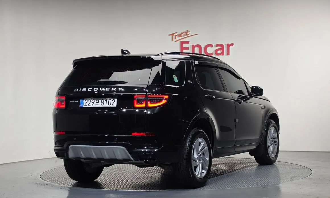 Land Rover Discovery Sport — фото 9