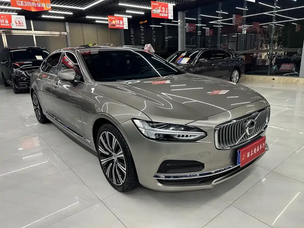 Volvo S90 — фото 10