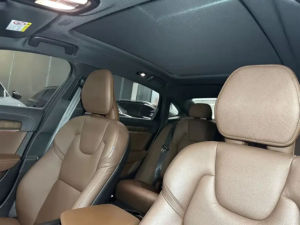 Volvo S90 — фото 3