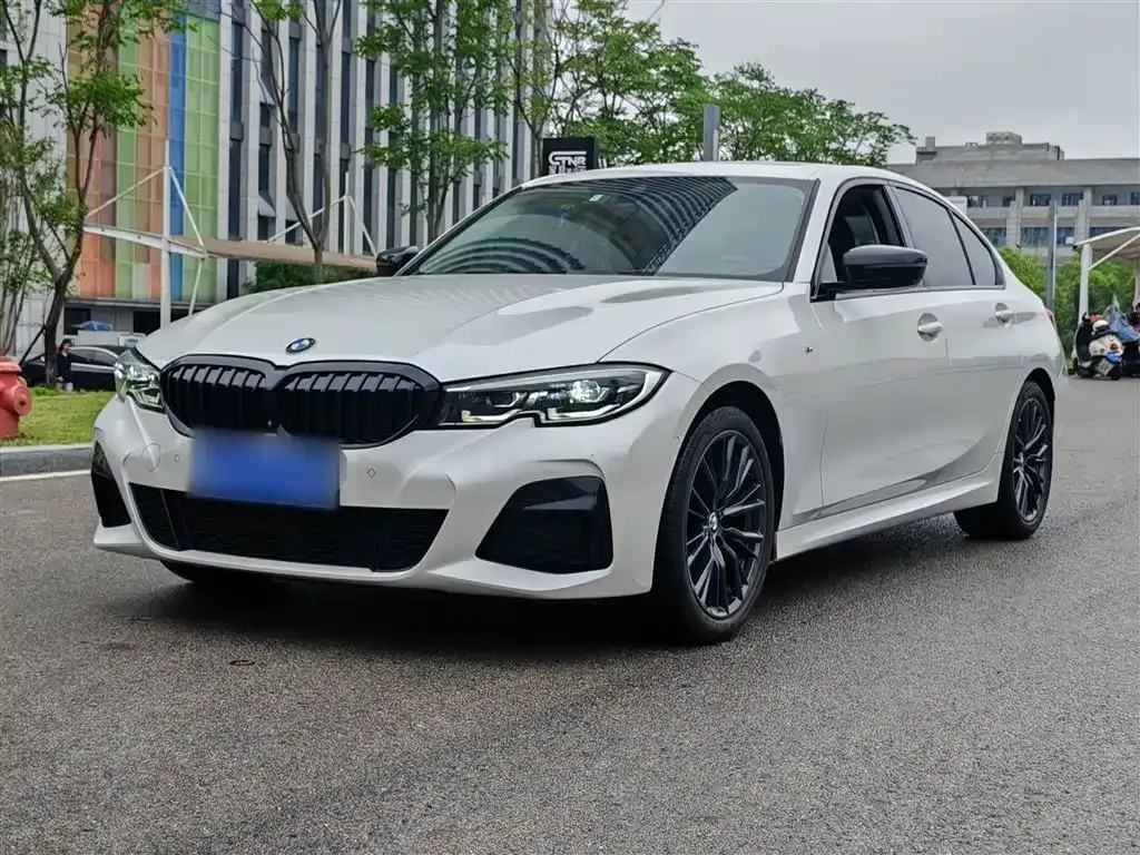 BMW 3 Series — фото 1