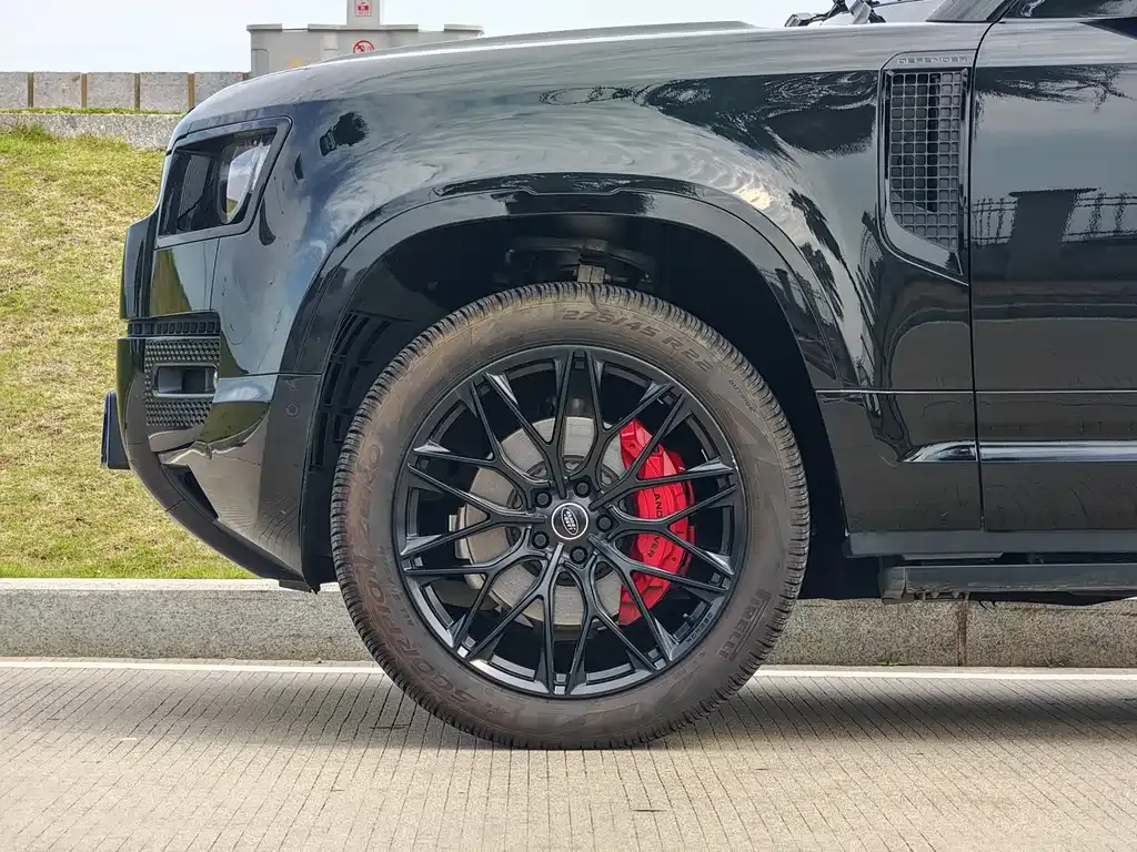 Land Rover Defender — фото 9