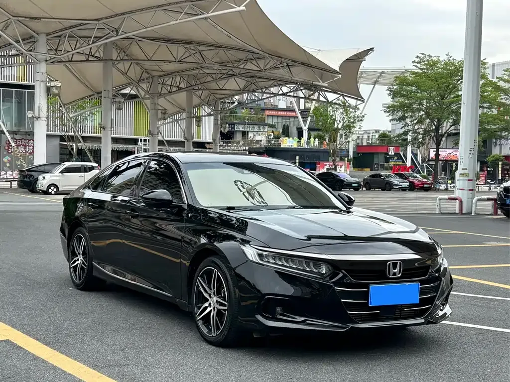 Honda Accord — фото 4