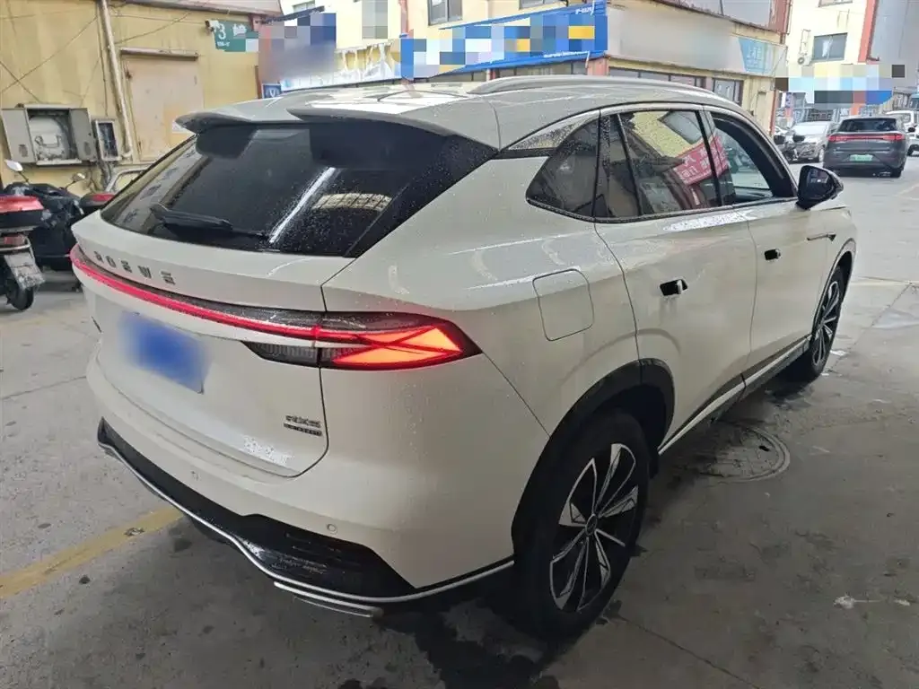 Roewe RX5 — фото 8