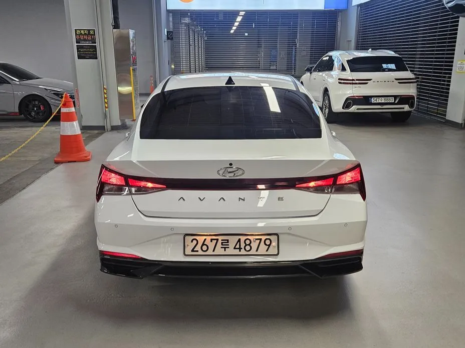 Hyundai AVANTE — фото 2