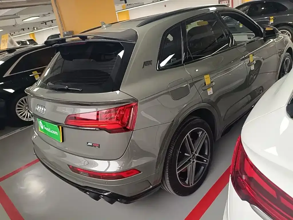 Audi SQ5 — фото 10
