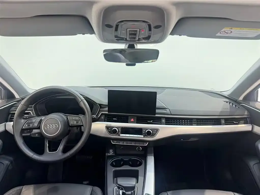Audi A4 (Import) — фото 4